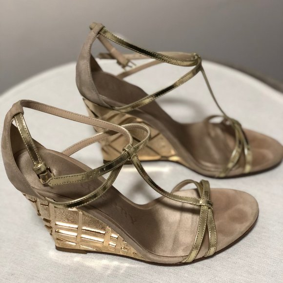 Burberry Wedge Sandals - Picture 5 of 6